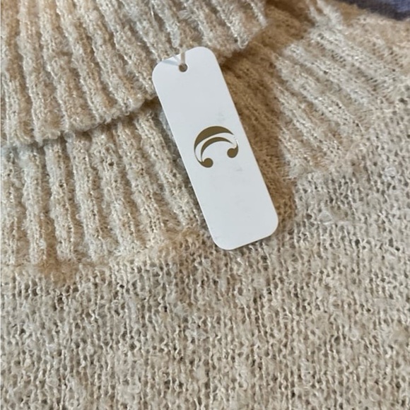 Charming Charlie, ladies, one size striped poncho, NWT - Picture 4 of 4